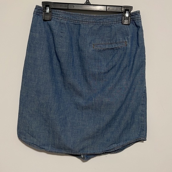 BANANA Republic Chambray Mini Skirt Size 2 - Picture 5 of 7